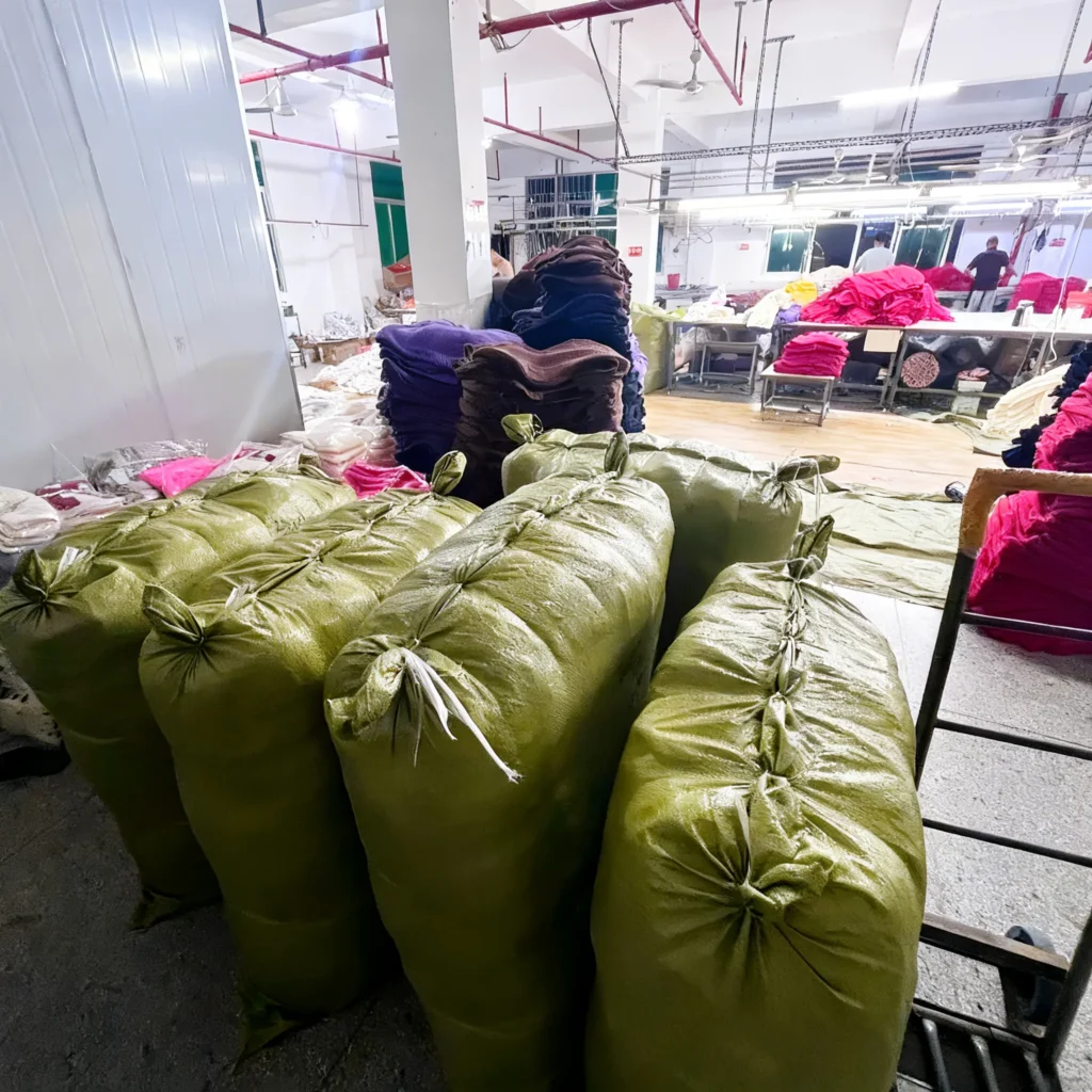 High quality wool and cashmere sweaters produced by knitwear factory in China